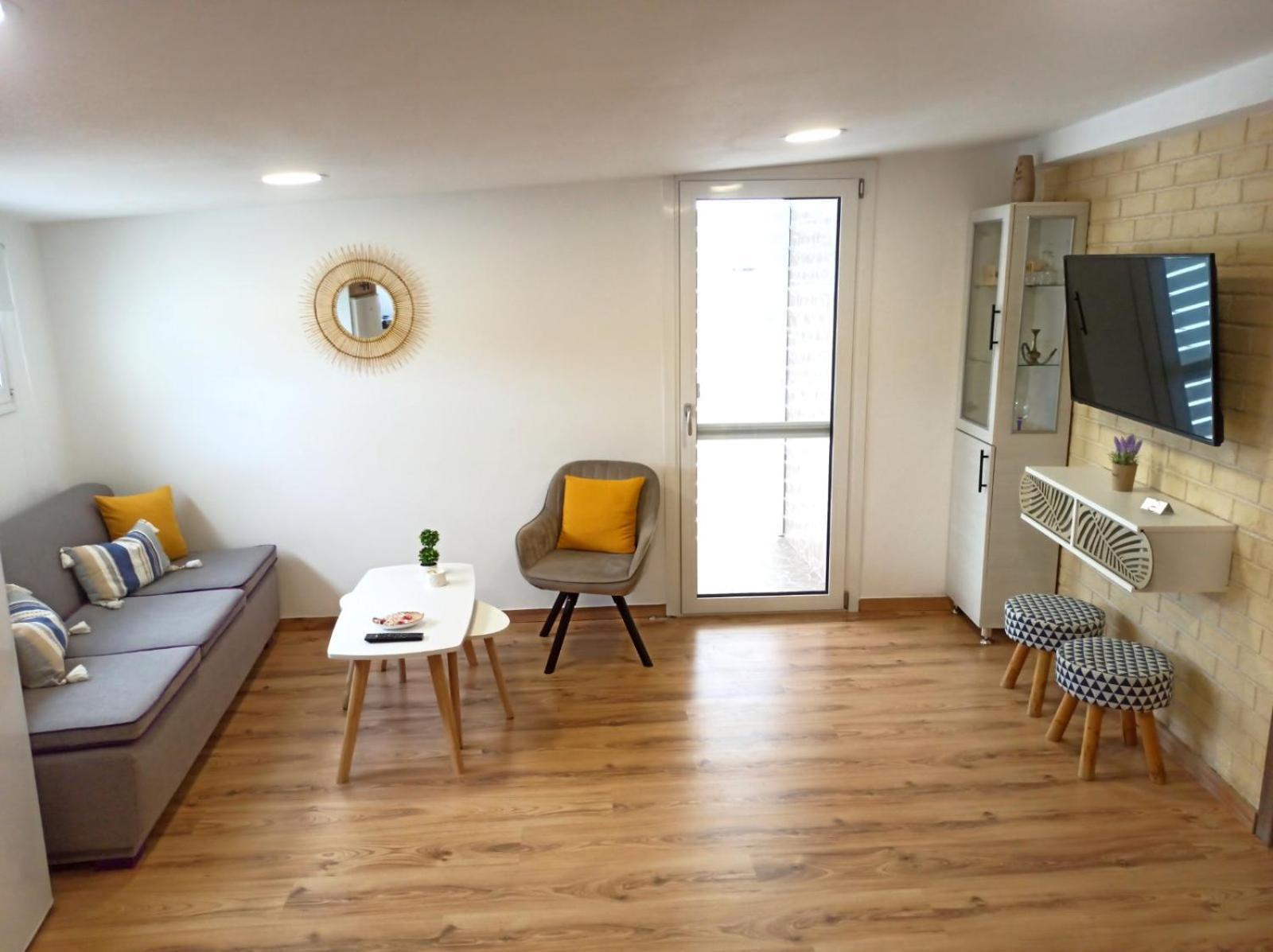 Renovated Loft Near The Center Apartment Heraklion  ภายนอก รูปภาพ